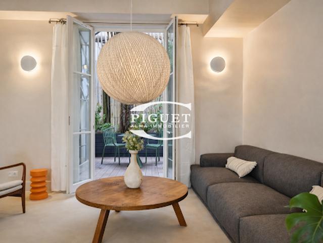 Location Hôtel particulier 7 pièces 165 m2 Paris 6ème
