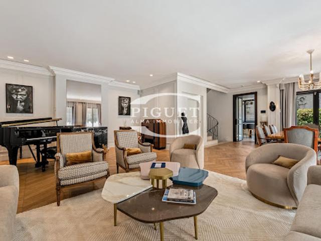 Location Hôtel particulier 8 pièces 350 m2 Paris 16ème
