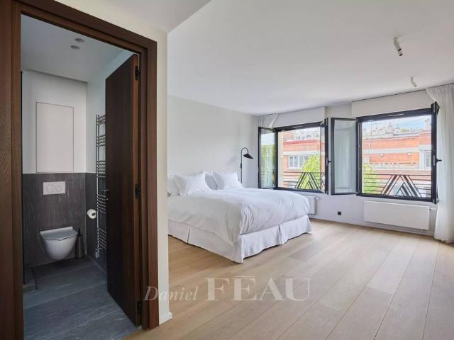 Location hôtel particulier, Neuilly sur Seine, 9 pièces, 318 m², ref 87156059