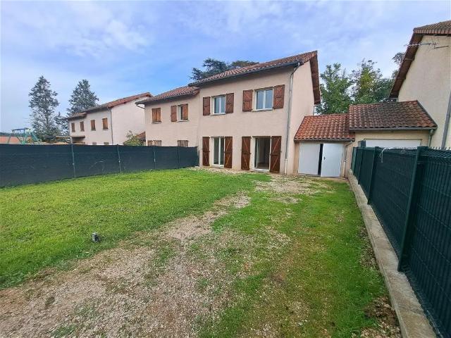 Location House Allée des Cyprès, Nivolas Vermelle
