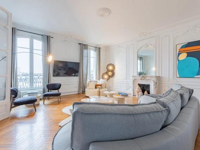 Location House Avenue Charles de Gaulle, Neuilly sur Seine
