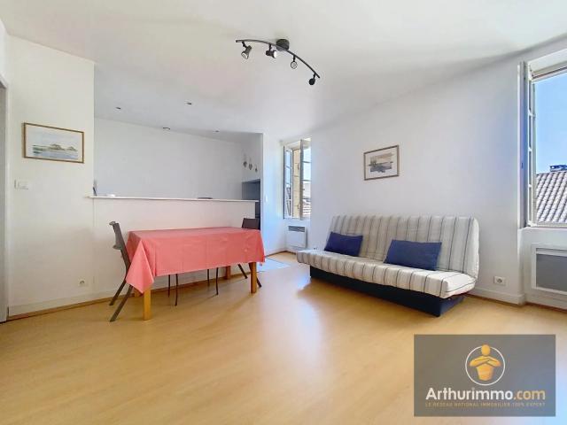 Location House Avenue Charles de Gaulle, Terrasson Lavilledieu
