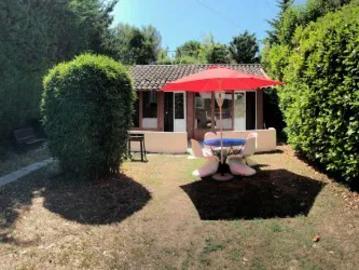 Maison à louer à Alpes - Jardin