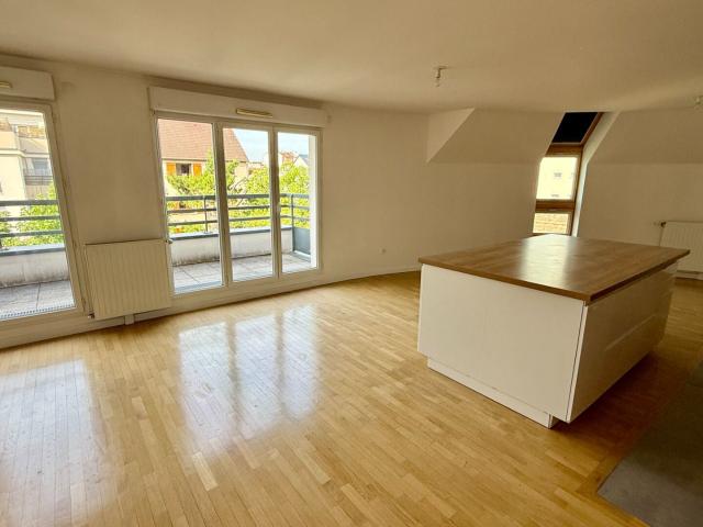 Location House Avenue Georges Clemenceau, Nanterre