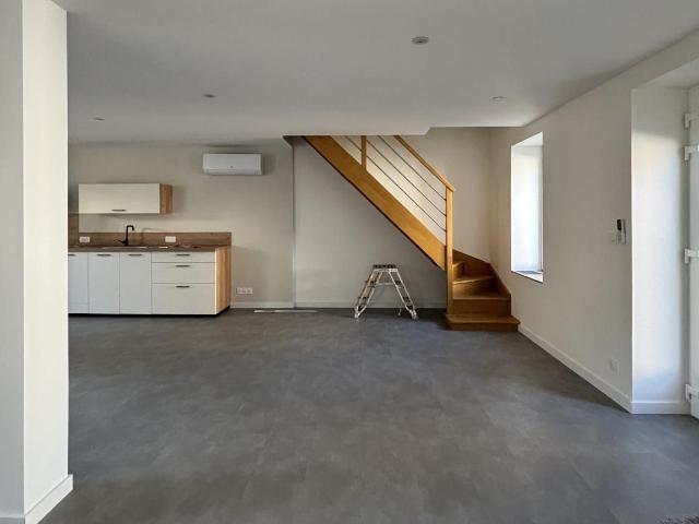 Location House Avenue de la Gare, Dompierre sur Besbre