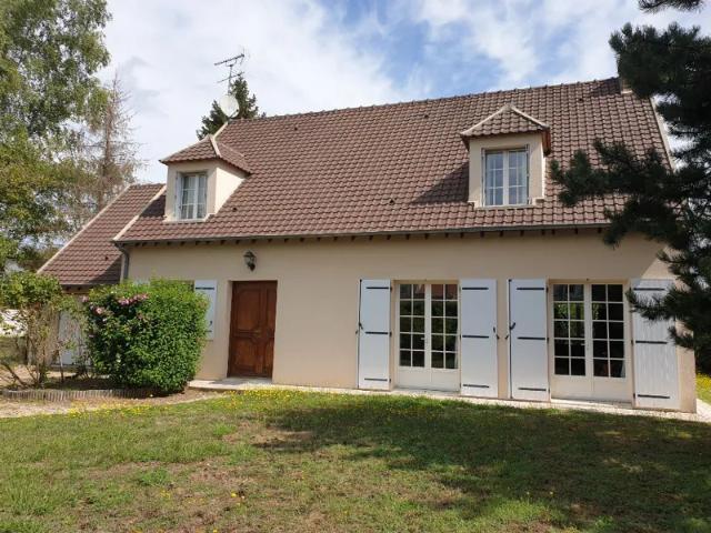 Location House Avenue de la Forêt, Bois le Roi