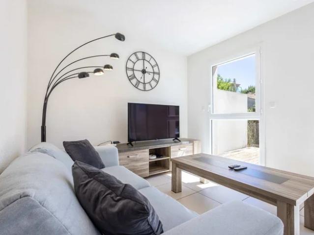 Location Appartement Avenue du Pattes Rouges, Sérignan
