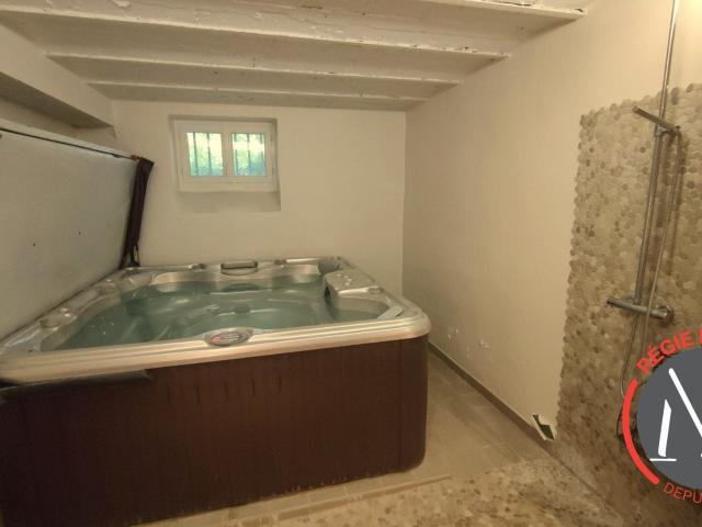 Location House Avenue Esquirol, Lyon