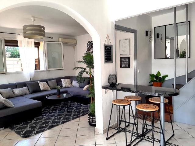 Location House Avenue Jean Giono, Perpignan