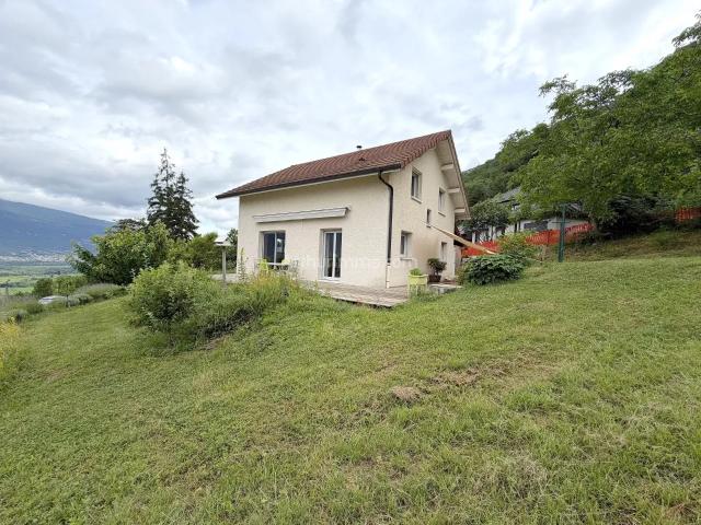Location House Avenue Jean Jaurès, Le Pont de Beauvoisin