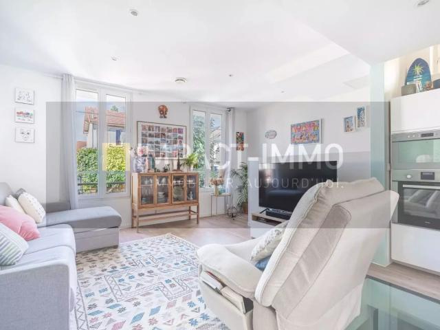 Location House Avenue Louis Rémy, Colombes