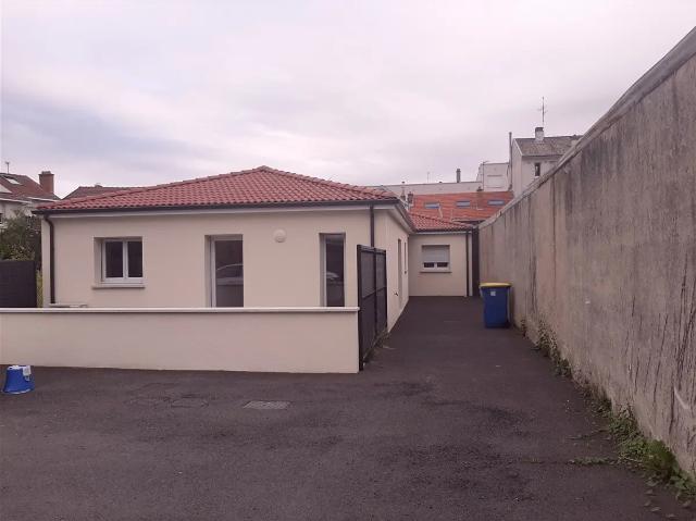 Location House Avenue Montjovis, Limoges
