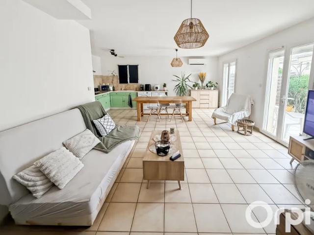 Location House Avenue Pierre de Coubertin, Pierrelatte