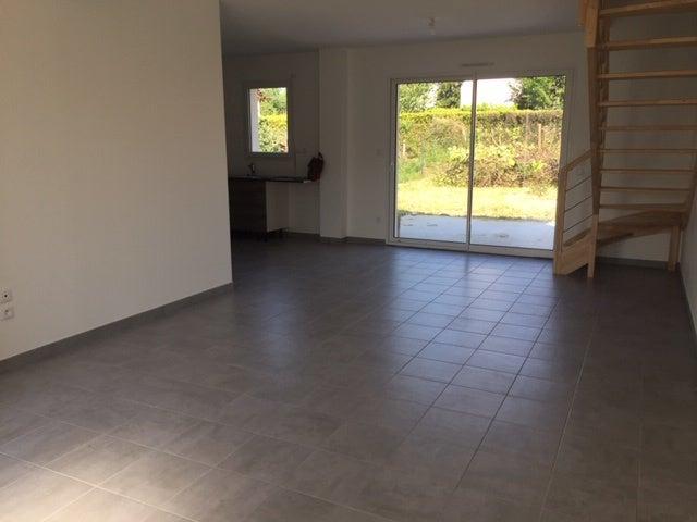 Location House Avenue Victor Laloux, Montlouis sur Loire