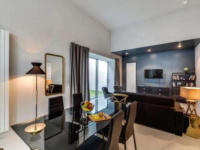 Location House Boulevard Brune, Paris