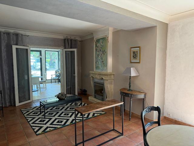 Location House Boulevard De La République, Trets