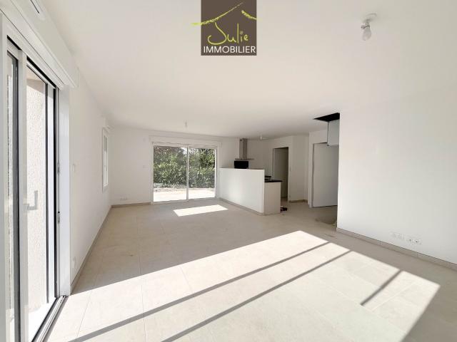 Location House Boulevard de Poitiers, Bressuire