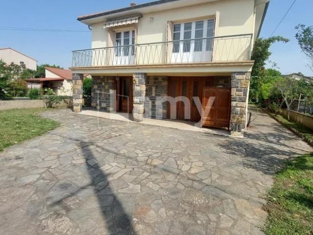 Location House Boulevard du Rhin et Danube, Issoire