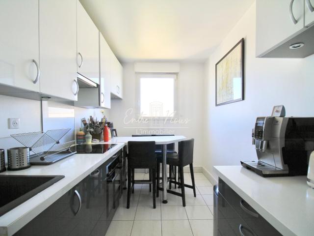 Location House Boulevard Voltaire, Asnières sur Seine