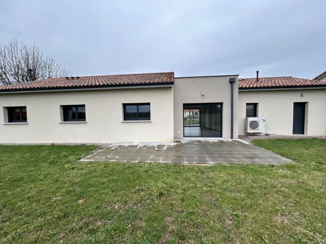 Location House C 208, Chaptelat