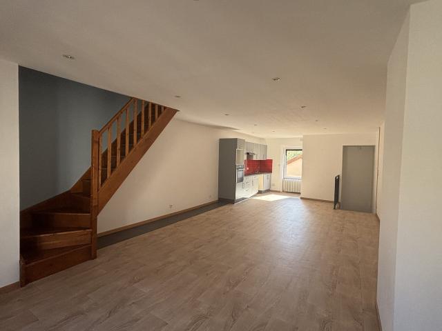 Location House Impasse Montgolfier, Beaujeu