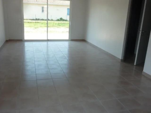 Location House Chemin de la Garenne, Macau