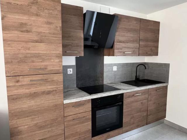 Location House Chemin de la Grollerie, Courcelles