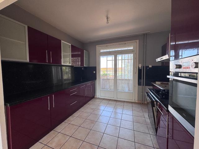 Location House Chemin de la Sagne, Champdieu