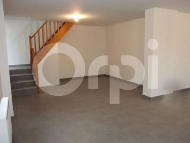 Location House Rue des Francs Bourgeois, Forfry
