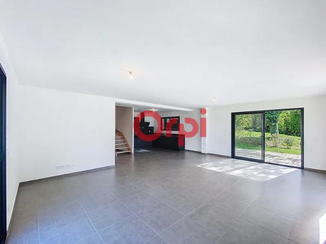 Location House Chemin des Travers, Beaumont
