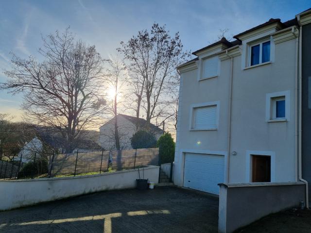 Location House Chemin des Vaux, La Ville du Bois