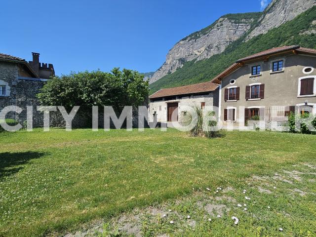 Location House Chemin du Petit Lumbin, Lumbin