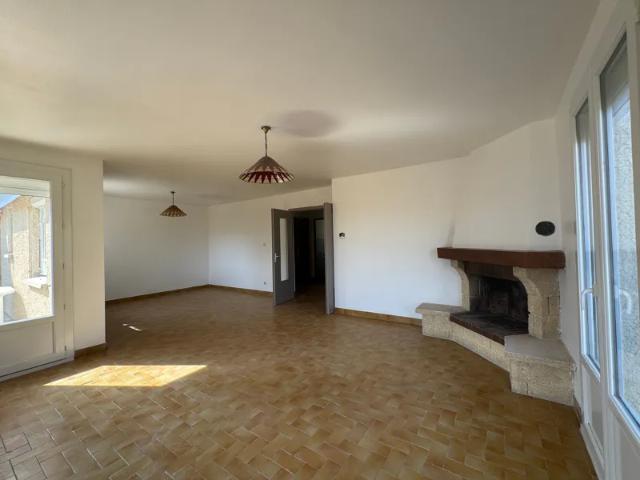 Location House Chemin du Pigeonnier, Les Mages