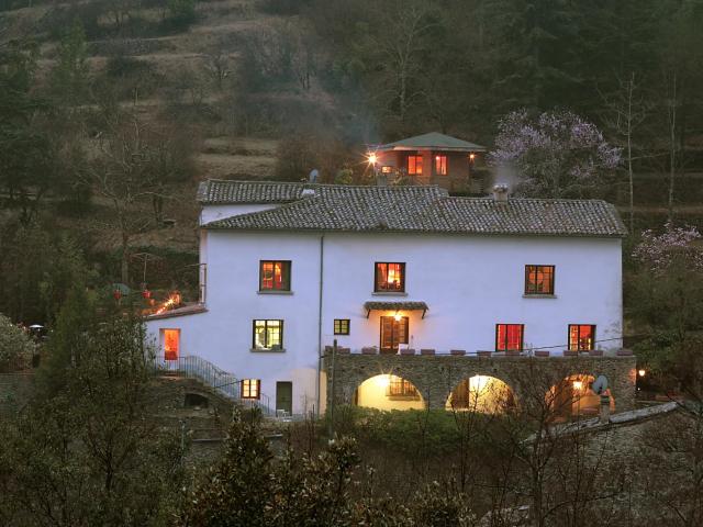 Location House D 169, Cros