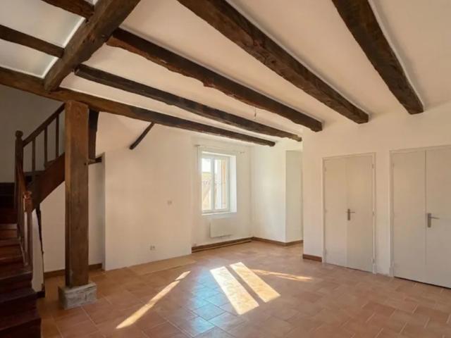 Location House D 411, Villanière
