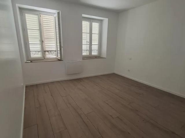 Location House D 114p, Jouarre