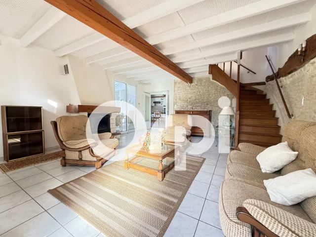 Location House D 118, Boisseuil
