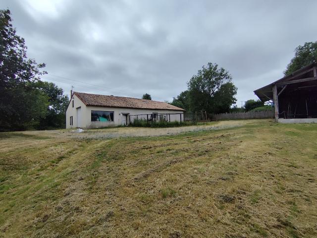 Location House D 24, Saint Georges de Noisné