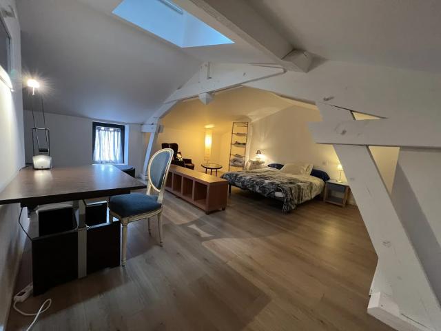 Location House Grande Rue, Ménétrol
