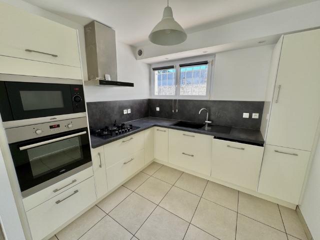 Location House Impasse Lucie Aubrac, Heyrieux