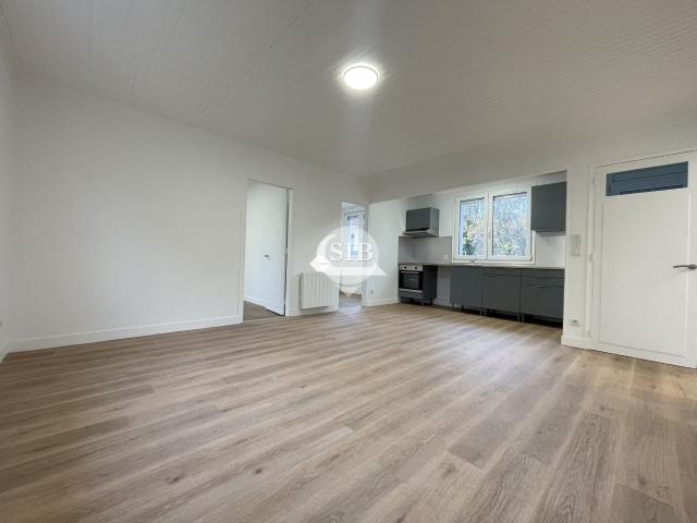 Location House La Francilienne, Évry