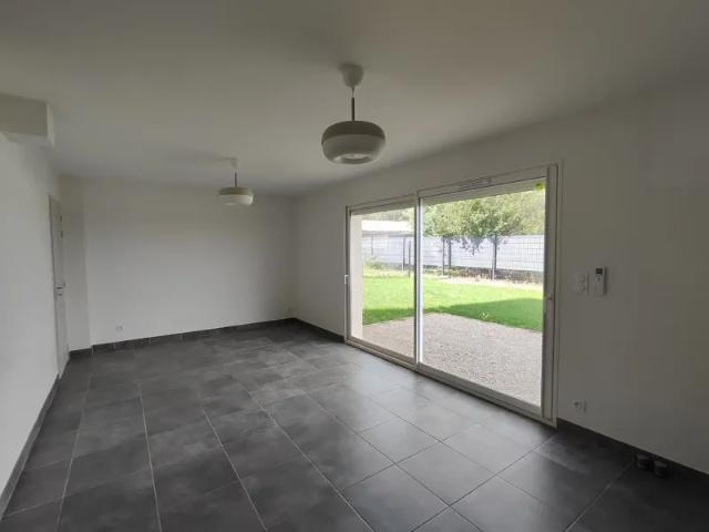 Location House Lotissement des Platanes, Campsas
