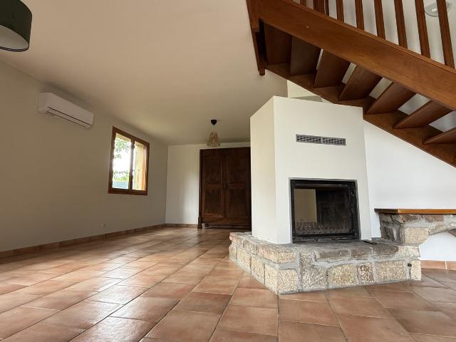 Location House N 102, Aubenas