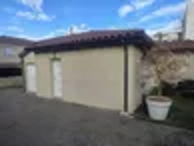 Location House Passage du Vigneron, Arnas