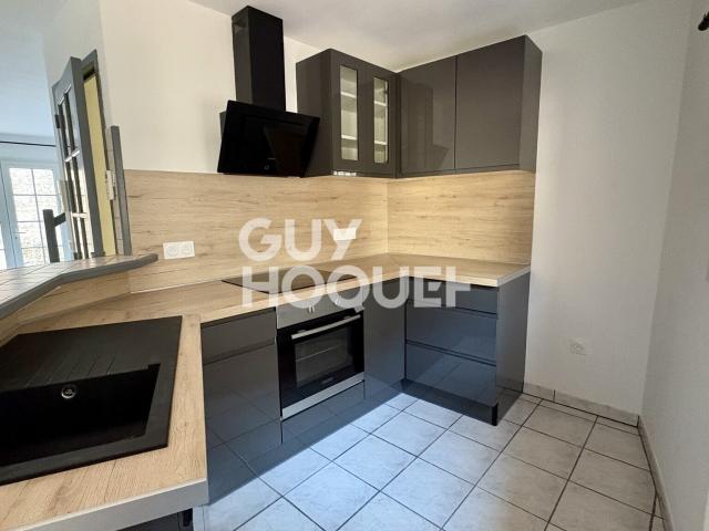 Location House Place Alain Savary, Elne