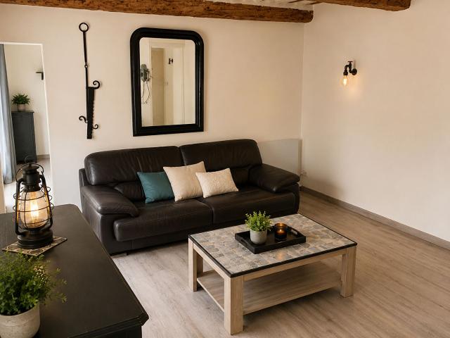 Location House Place De Gueydan, Gardanne