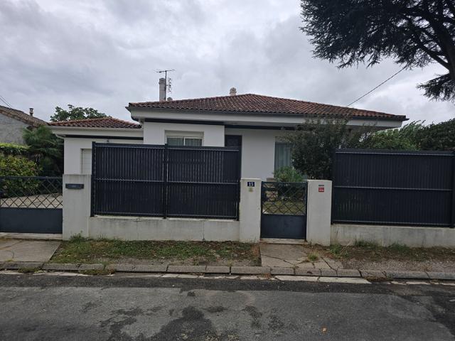 Location House Place de la Libération, Villeneuve sur Lot