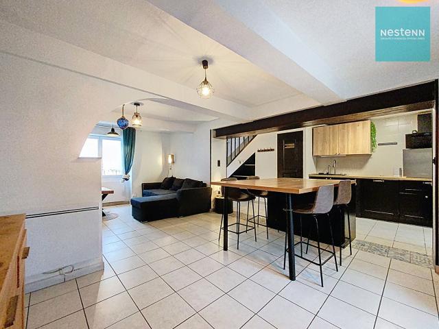 Location House Place Des Cerisiers, St. Jean