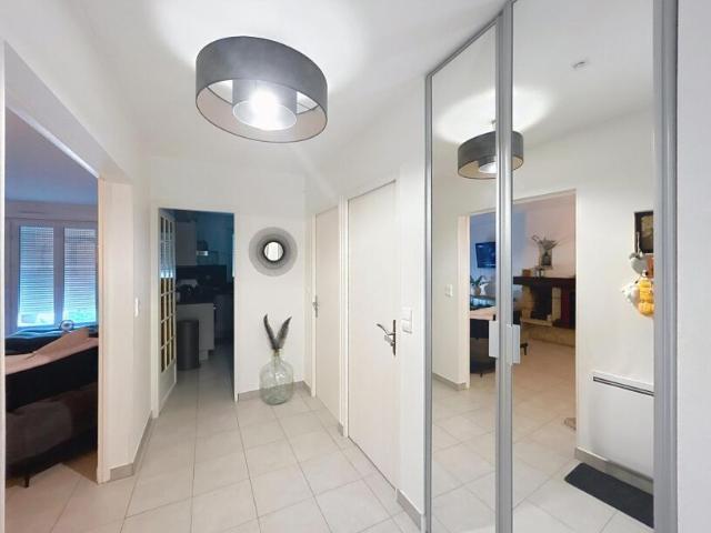 Location House Place Drouet d'Erlon, Reims