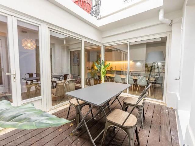 Location House Place Jean Ferrat, Paris